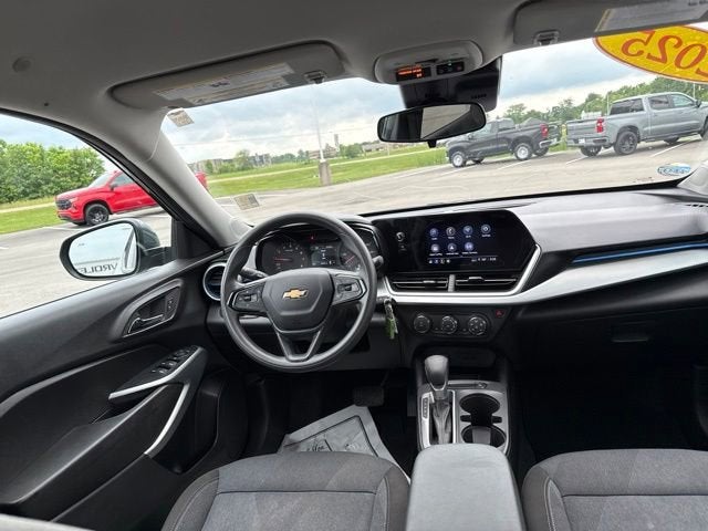 2025 Chevrolet Trax LS