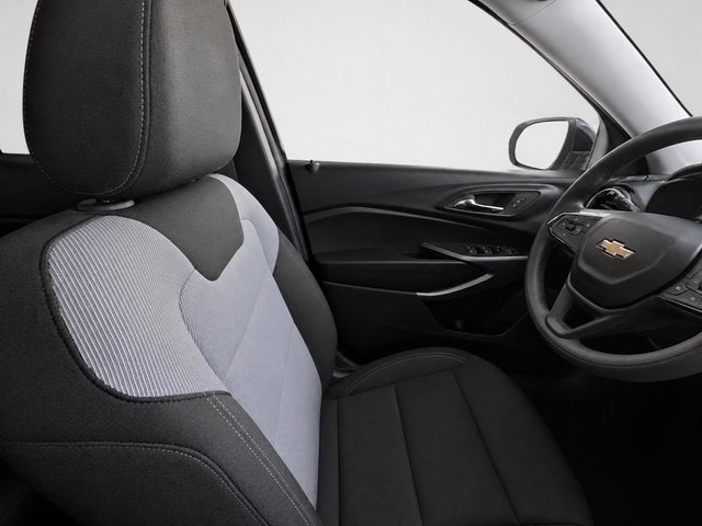 2026 Chevrolet Trax LS - Photo 20