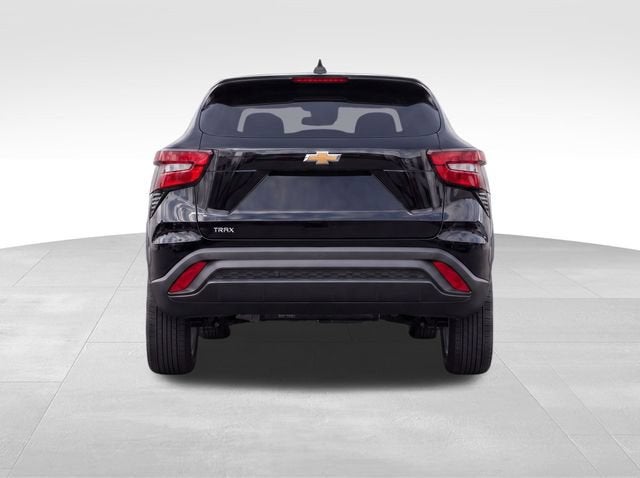 2026 Chevrolet Trax LS - Photo 6