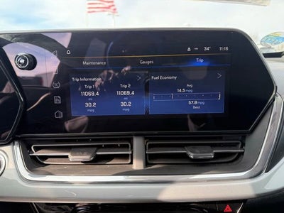 2025 Chevrolet Trax LT