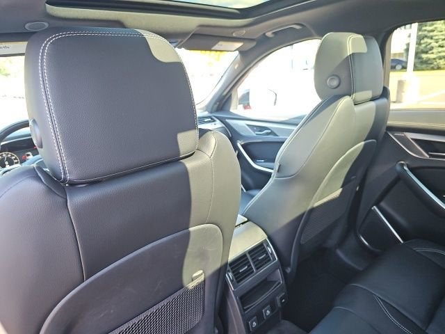 2024 Jaguar F-PACE R-Dynamic S