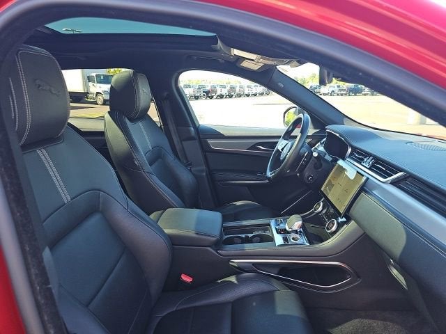 2024 Jaguar F-PACE R-Dynamic S