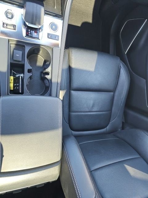 2024 Jaguar F-PACE R-Dynamic S