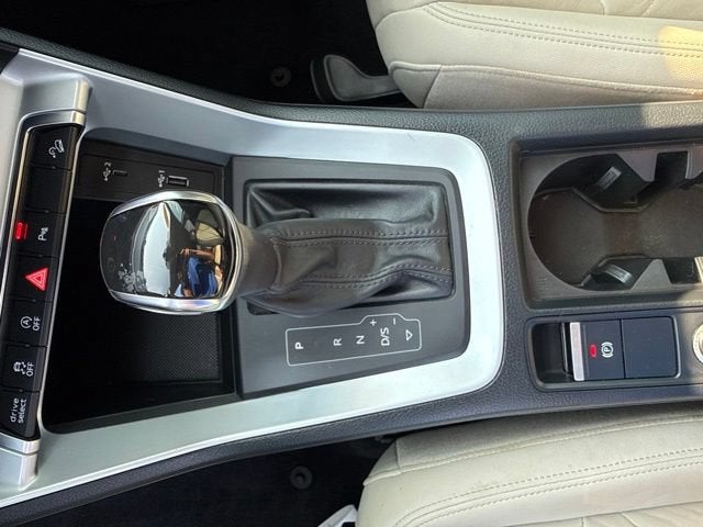 2020 Audi Q3 S line Premium