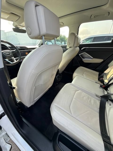 2020 Audi Q3 S line Premium