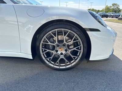 2025 Porsche 911 Carrera