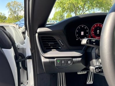 2025 Porsche 911 Carrera