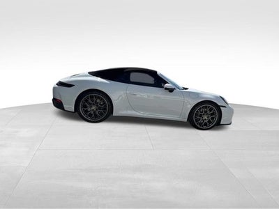 2025 Porsche 911 Carrera