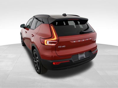 2021 Volvo XC40 R-Design
