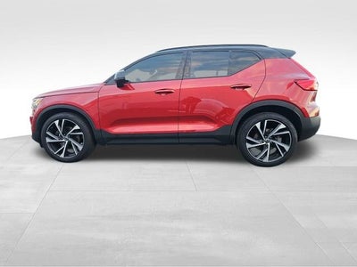 2021 Volvo XC40 R-Design