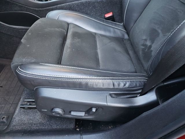 2021 Volvo XC40 R-Design