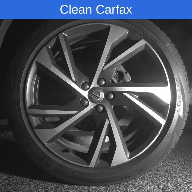 2021 Volvo XC40 R-Design