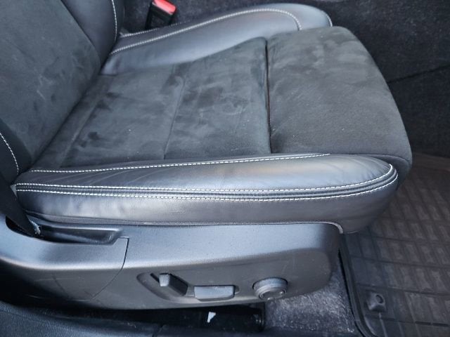 2021 Volvo XC40 R-Design