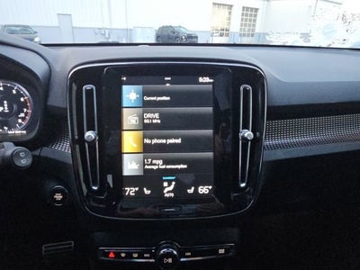 2021 Volvo XC40 R-Design