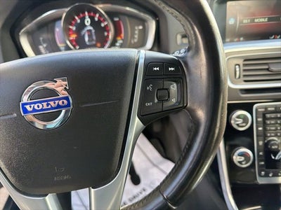 2016 Volvo V60 Cross Country T5