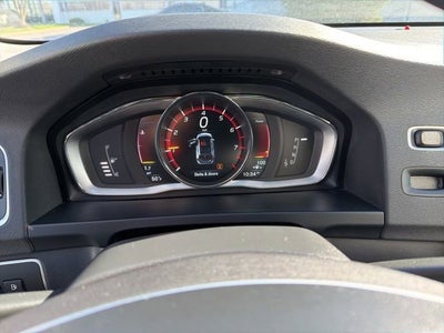2016 Volvo V60 Cross Country T5