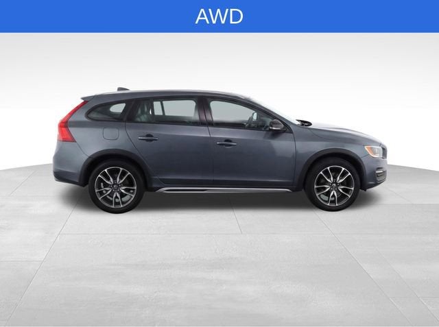 2016 Volvo V60 Cross Country T5